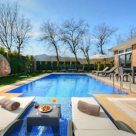 Villa Lara